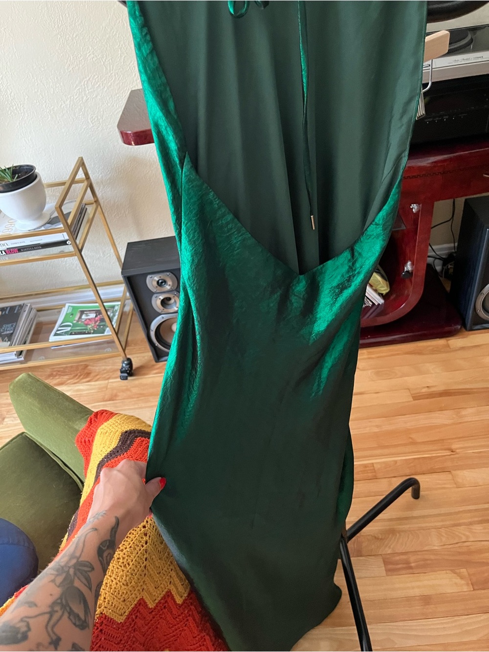 House of Harlow 1960 Deep Green Satin Dress with Gold Label - Picture 3 of 5